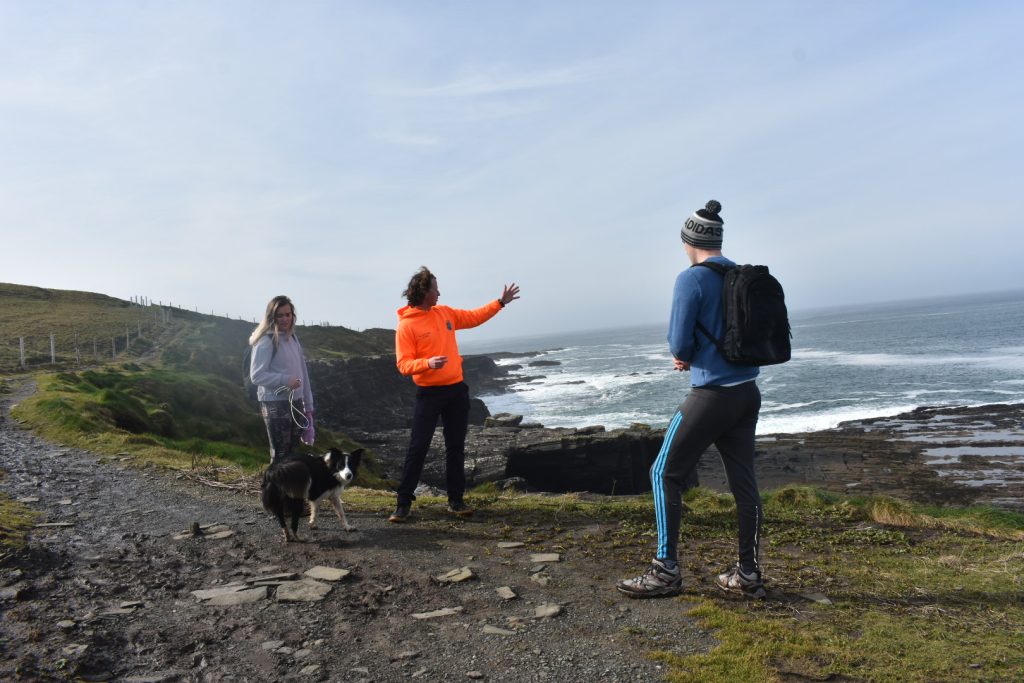 Ollie Pointing to the group Ollie Pointing to the group